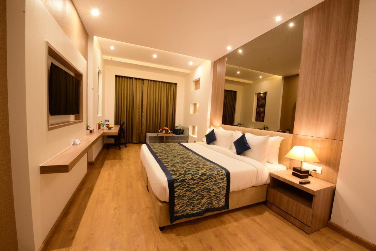 Surestay Plus By Best Western Amritsar Ngoại thất bức ảnh